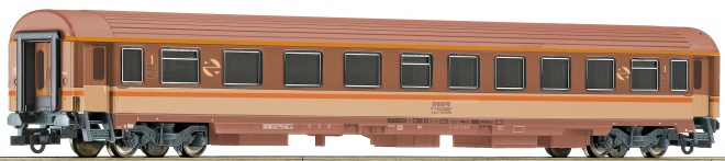 Passenger car 1st class type Corail in Estrella livery<br /><a href='images/pictures/Roco/64413.jpg' target='_blank'>Full size image</a>